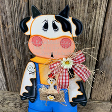 Load image into Gallery viewer, Farmhouse centerpiece, Cow decoration, Primitive Wooden Cow shelf sitter, Country style cow decoration, Bovine decor, Chicken decoration