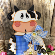 Load image into Gallery viewer, Farmhouse centerpiece, Cow decoration, Primitive Wooden Cow shelf sitter, Country style cow decoration, Bovine decor, Chicken decoration