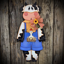 Load image into Gallery viewer, Farmhouse cow door hanger, Cow decoration, Wooden Cow sign, Cow door hanger, Farmhouse wall decor, Bovine decor, Farm Cow wreath attachment