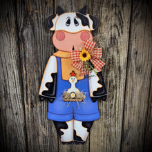 Load image into Gallery viewer, Farmhouse cow door hanger, Cow decoration, Wooden Cow sign, Cow door hanger, Farmhouse wall decor, Bovine decor, Farm Cow wreath attachment