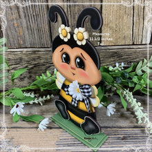 Load image into Gallery viewer, Bee decoration, cute Bee for tabletop, mantle, shelf, kitchen island, Summer Tiered tray decor, Bumble Bee, honeybee, cottage garden