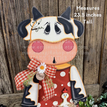 Load image into Gallery viewer, Farmhouse centerpiece, Cow decoration, Primitive Wooden Cow shelf sitter, Country style cow decoration, Bovine decor, Chicken decoration