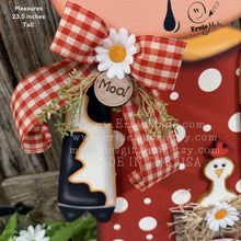 Load image into Gallery viewer, Farmhouse centerpiece, Cow decoration, Primitive Wooden Cow shelf sitter, Country style cow decoration, Bovine decor, Chicken decoration