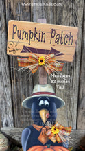 Load image into Gallery viewer, Wooden Crow Pumpkin Patch Sign, Fall Porch decoration, Harvest Pumpkin and crow, Hay-stack accent, Halloween, Thanksgiving Farmhouse Decor