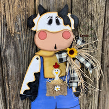 Load image into Gallery viewer, Farmhouse cow door hanger, Cow decoration, Wooden Cow sign, Cow door hanger, Farmhouse wall decor, Bovine decor, Farm Cow wreath attachment