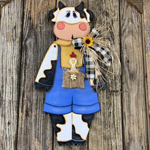 Load image into Gallery viewer, Farmhouse cow door hanger, Cow decoration, Wooden Cow sign, Cow door hanger, Farmhouse wall decor, Bovine decor, Farm Cow wreath attachment