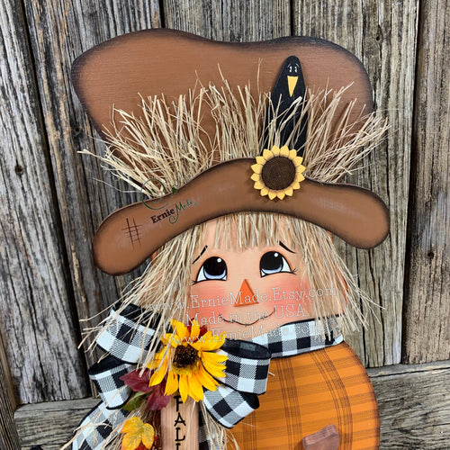 Scarecrow, fall centerpiece, Halloween decoration, Farmhouse shelf sitter, Primitive wood Scarecrow, Thanksgiving, Pumpkin, fall wood decor