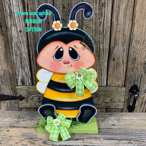 BEE centerpiece, Bee decoration, Bee arrangement, Wooden Bee with stand, Bumble Bee decor, Summer Bee shelf sitter, wooden Bee arrangement