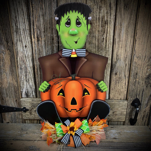 Frankenstein Monster, Halloween porch decor, jack-o-lantern pumpkin decoration, Halloween decoration, Wooden Frankenstein and Jack-o-lantern