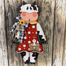 Load image into Gallery viewer, Farmhouse cow door hanger, Cow decoration, Wooden Cow sign, Cow door hanger, Farmhouse wall decor, Bovine decor, Farm Cow wreath attachment
