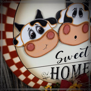 Front door hanger, Farmhouse cow door decor, Wood round, shiplap decor, Housewarming gift, Cow wreath, Cow decor, Farm door sign with cows