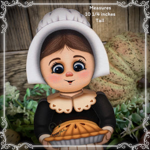 Thanksgiving decoration, Pilgrim and Turkey decor for table, Autumn shelf sitter, Tiered tray, Fall centerpiece, Pilgrim girl, pumpkin decor