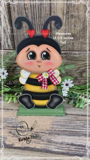 Bee decoration, Farmhouse Bee decor, Bee Tiered tray decor, Cute wood Bumble Bee sign, Summer Bee shelf sitter, Bee for kitchen counter top