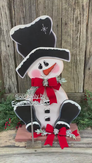 Snowman decoration, Snowman centerpiece, Winter decoration, Snowman decor, Snowman, Ernie Made snowman, Snowman shelf sitter, Wooden snowman