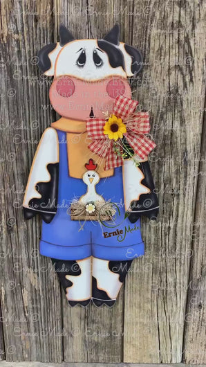 Farmhouse cow door hanger, Cow decoration, Wooden Cow sign, Cow door hanger, Farmhouse wall decor, Bovine decor, Farm Cow wreath attachment