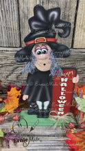 Load and play video in Gallery viewer, Fall Witch decor, small witch for tier tray, Wood Witch and black cat shelf sitter, Spooky black cat, witch decor, Halloween decor witch hat
