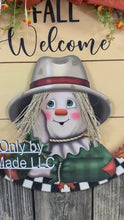 Load and play video in Gallery viewer, Fall decoration, Autumn leaves, fall door hanger, Thanksgiving decor, Farmhouse scarecrow with hat, Fall porch door sign, Scarecrow wreath
