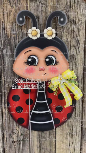 Ladybug decoration, Ladybug door hanger, Ladybug sign, wooden ladybug, Ladybug Porch sign, Ladybug wreath for front door, Summer door hanger
