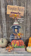Load and play video in Gallery viewer, Wooden Crow Pumpkin Patch Sign, Fall Porch decoration, Harvest Pumpkin and crow, Hay-stack accent, Halloween, Thanksgiving Farmhouse Decor
