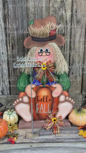 Load and play video in Gallery viewer, Scarecrow for Fall decoration, Pumpkin sign for porch, Hello Fall sign, Wooden Scarecrow with hat, Halloween porch decor, Thanksgiving decor
