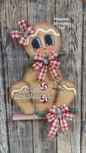 Gingerbread Decoration, Christmas door hanger, Gingerbread Christmas wreath for front door, gingerbread man, vintage Christmas sign for door
