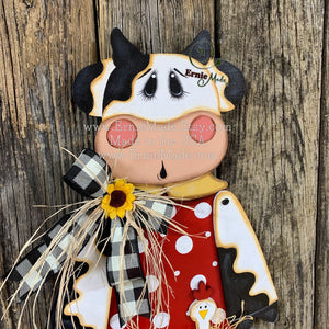 Farmhouse cow door hanger, Cow decoration, Wooden Cow sign, Cow door hanger, Farmhouse wall decor, Bovine decor, Farm Cow wreath attachment